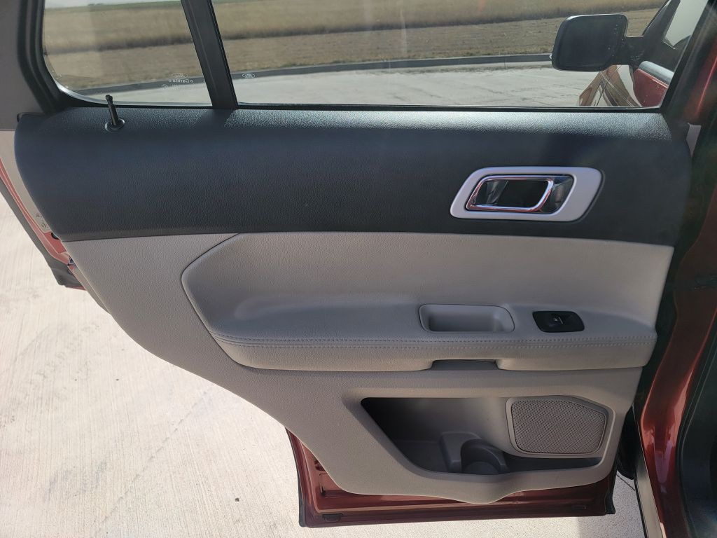 2014 Ford Explorer Image 10
