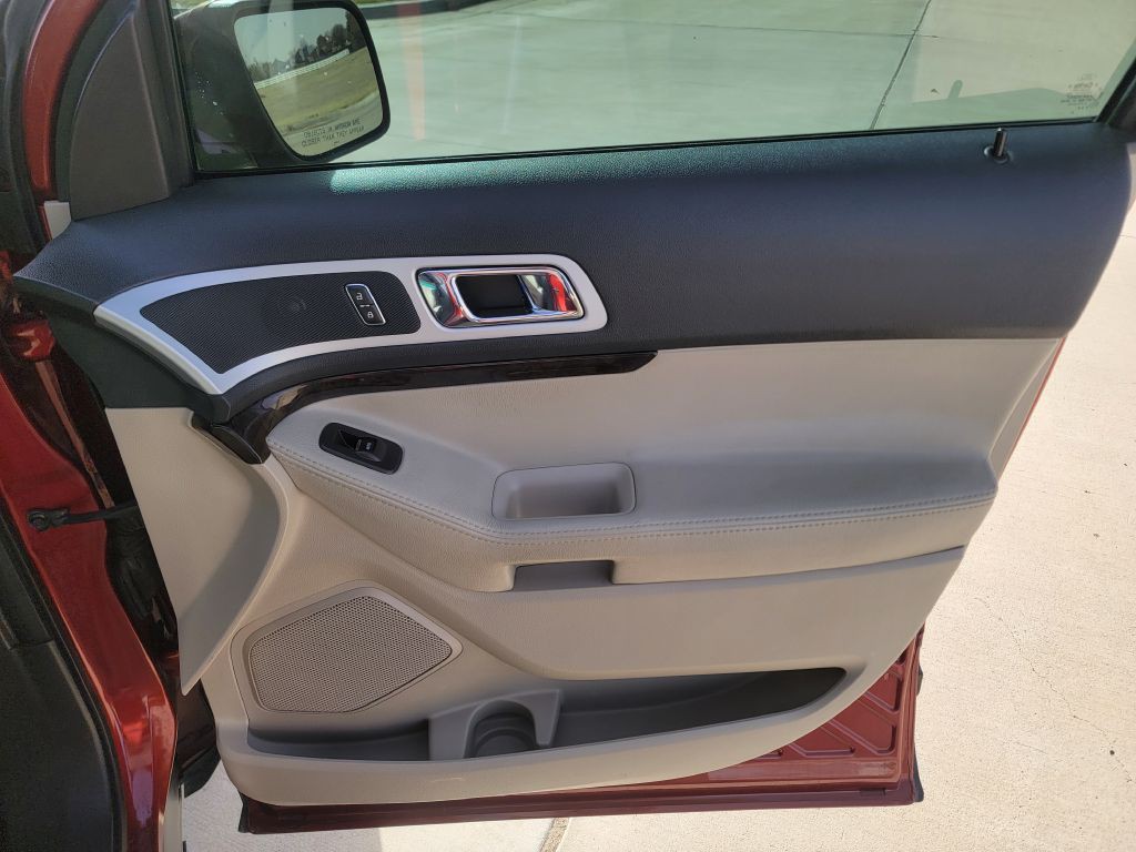 2014 Ford Explorer Image 16