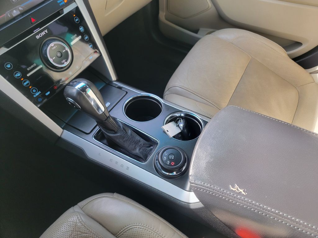 2014 Ford Explorer Image 22