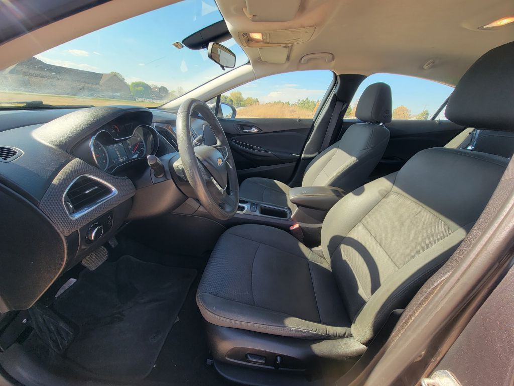 2017 Chevrolet Cruze Image 7