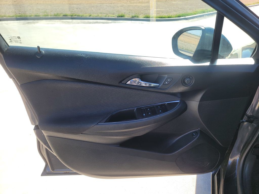 2017 Chevrolet Cruze Image 8