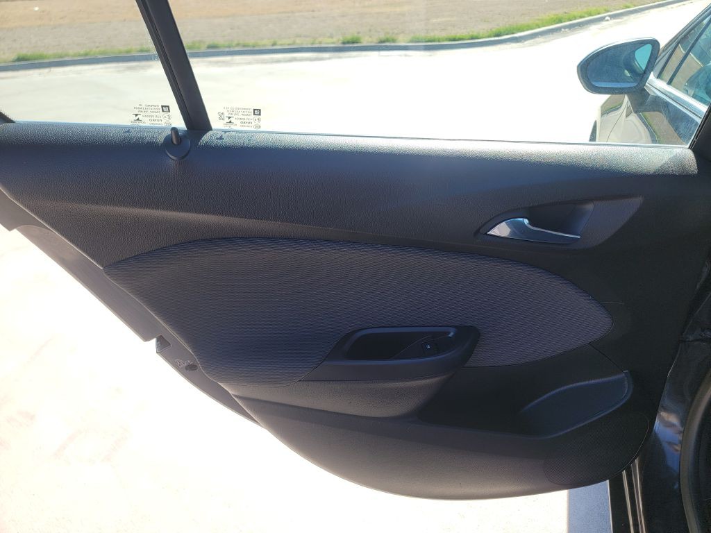 2017 Chevrolet Cruze Image 10