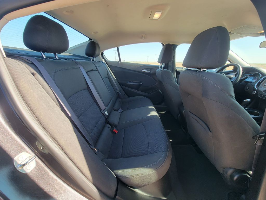 2017 Chevrolet Cruze Image 11