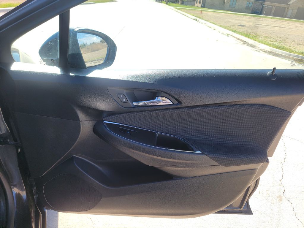 2017 Chevrolet Cruze Image 14