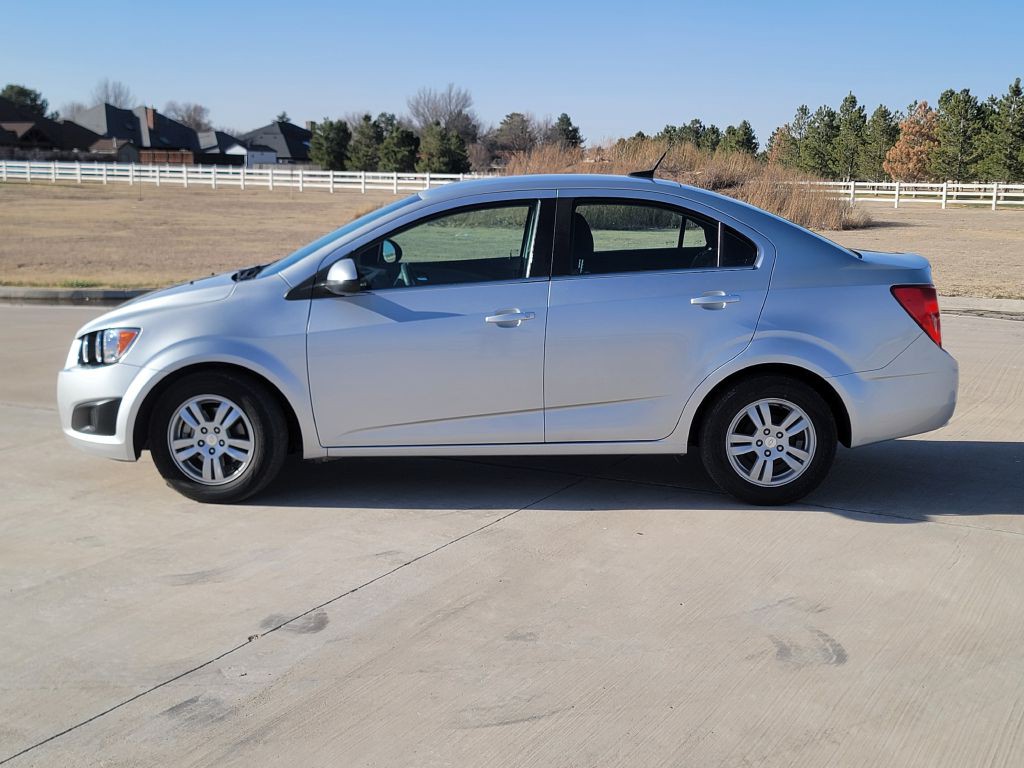 2014 Chevrolet Sonic Image 6