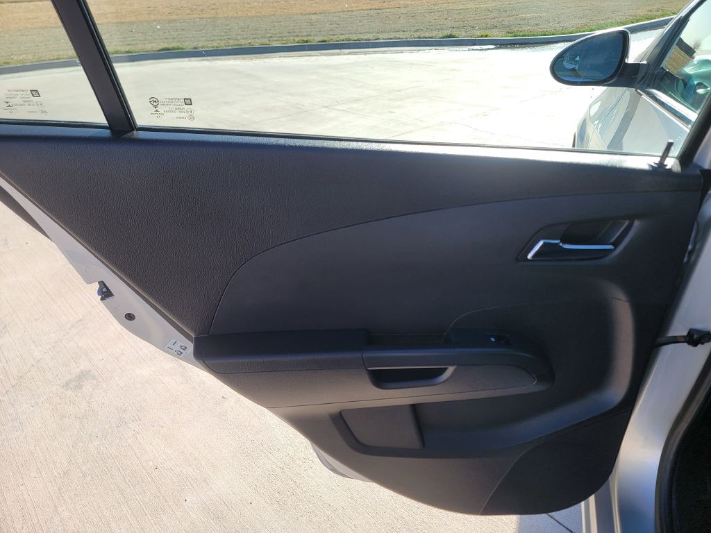 2014 Chevrolet Sonic Image 10