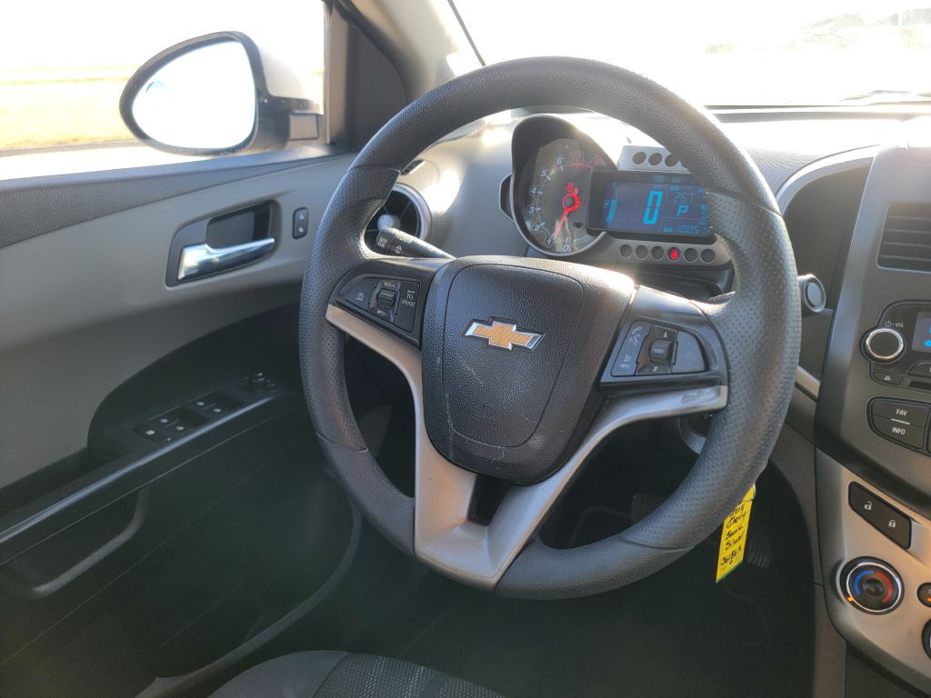 2014 Chevrolet Sonic Image 17