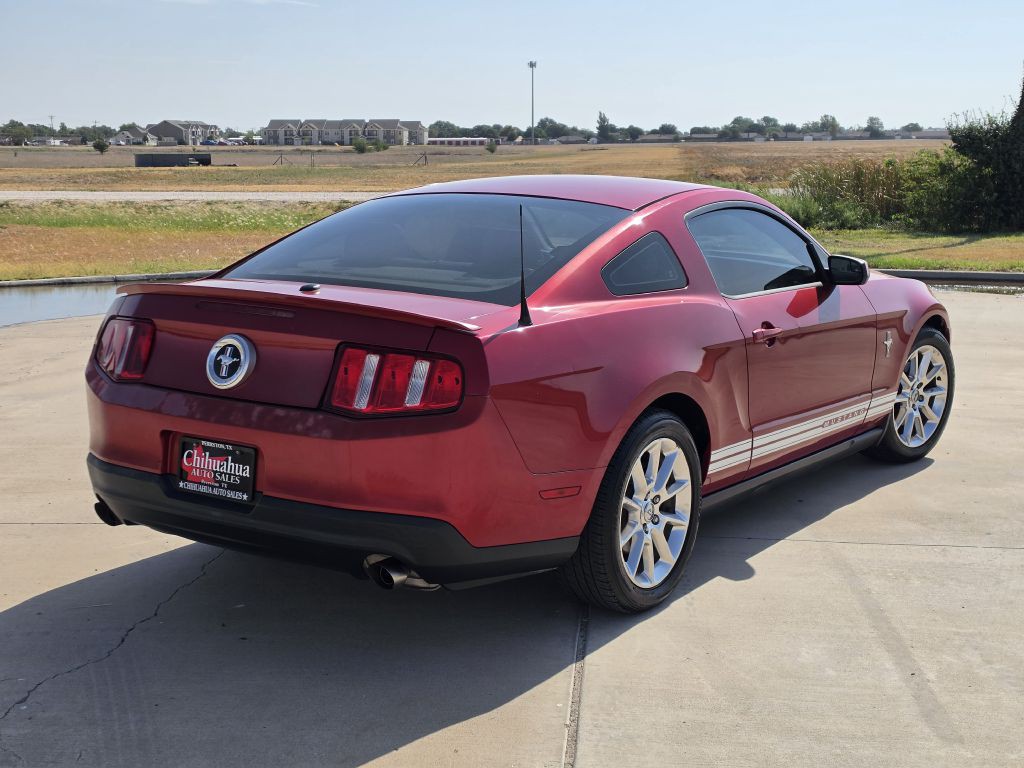 2011 Ford Mustang Image 4