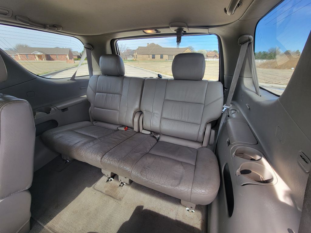 2006 Toyota Sequoia Image 11
