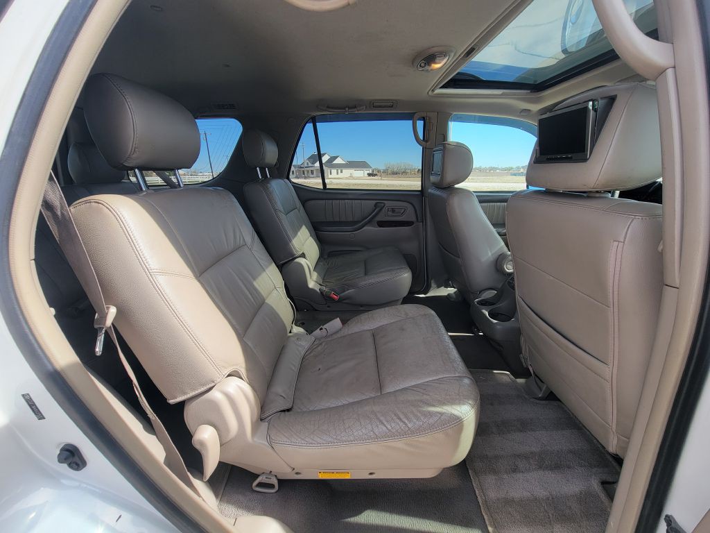 2006 Toyota Sequoia Image 13