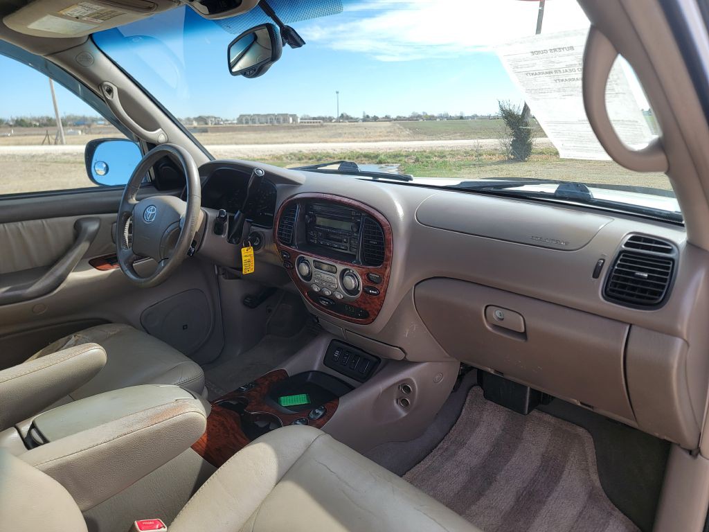 2006 Toyota Sequoia Image 17
