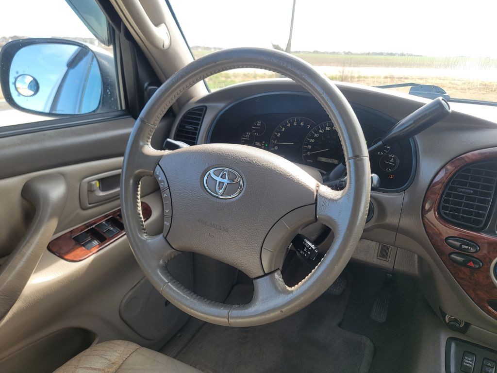 2006 Toyota Sequoia Image 19