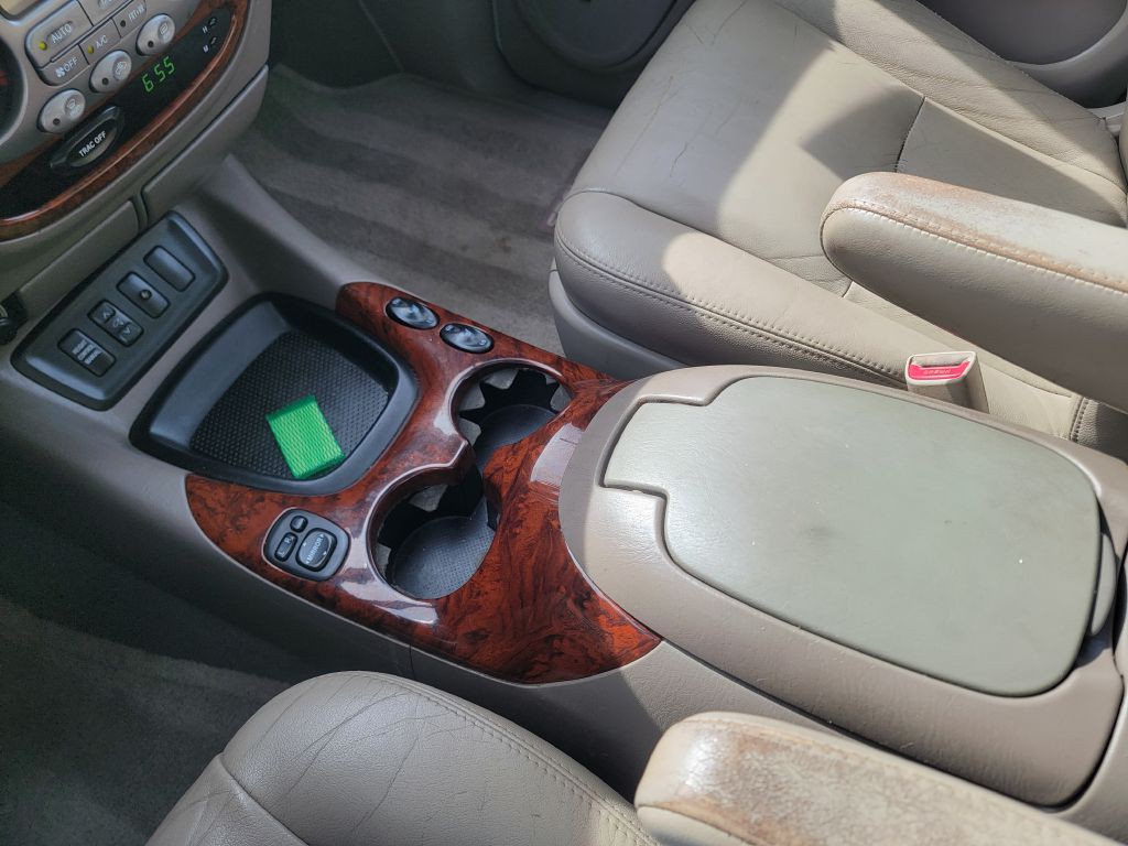 2006 Toyota Sequoia Image 22