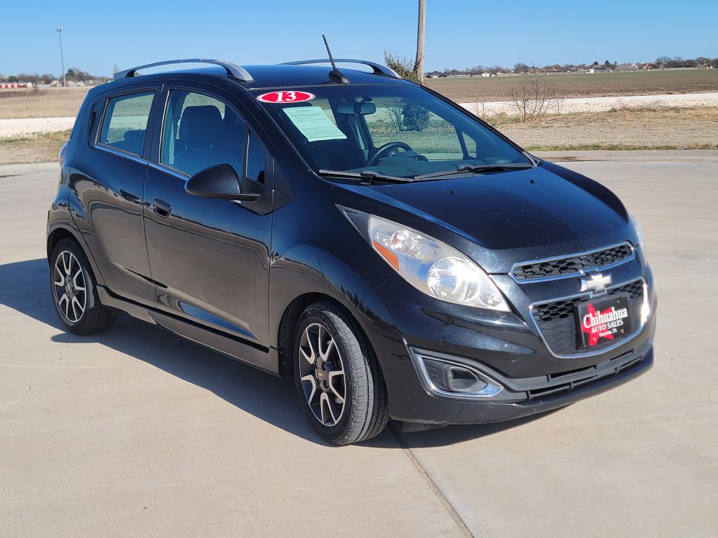 2013 Chevrolet Spark Image 2