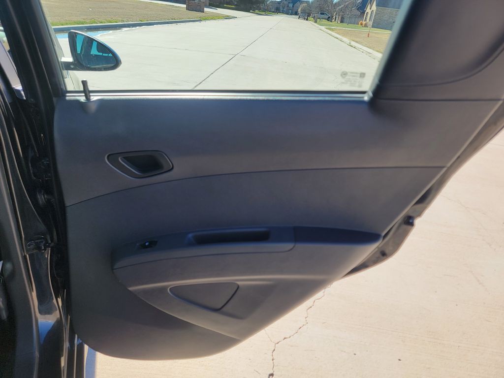 2013 Chevrolet Spark Image 13