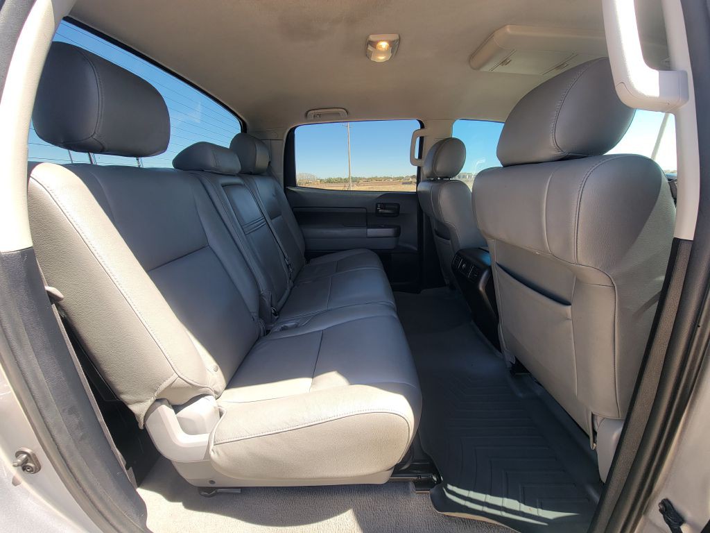 2011 Toyota Tundra Image 11