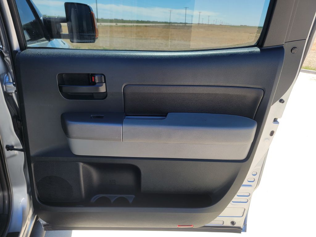 2011 Toyota Tundra Image 12