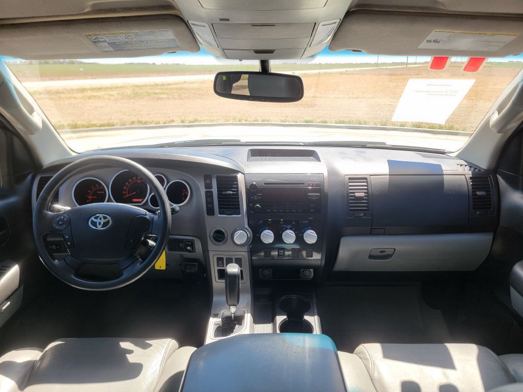 2011 Toyota Tundra Image 16