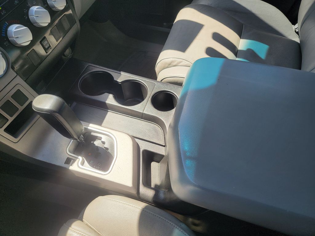 2011 Toyota Tundra Image 20