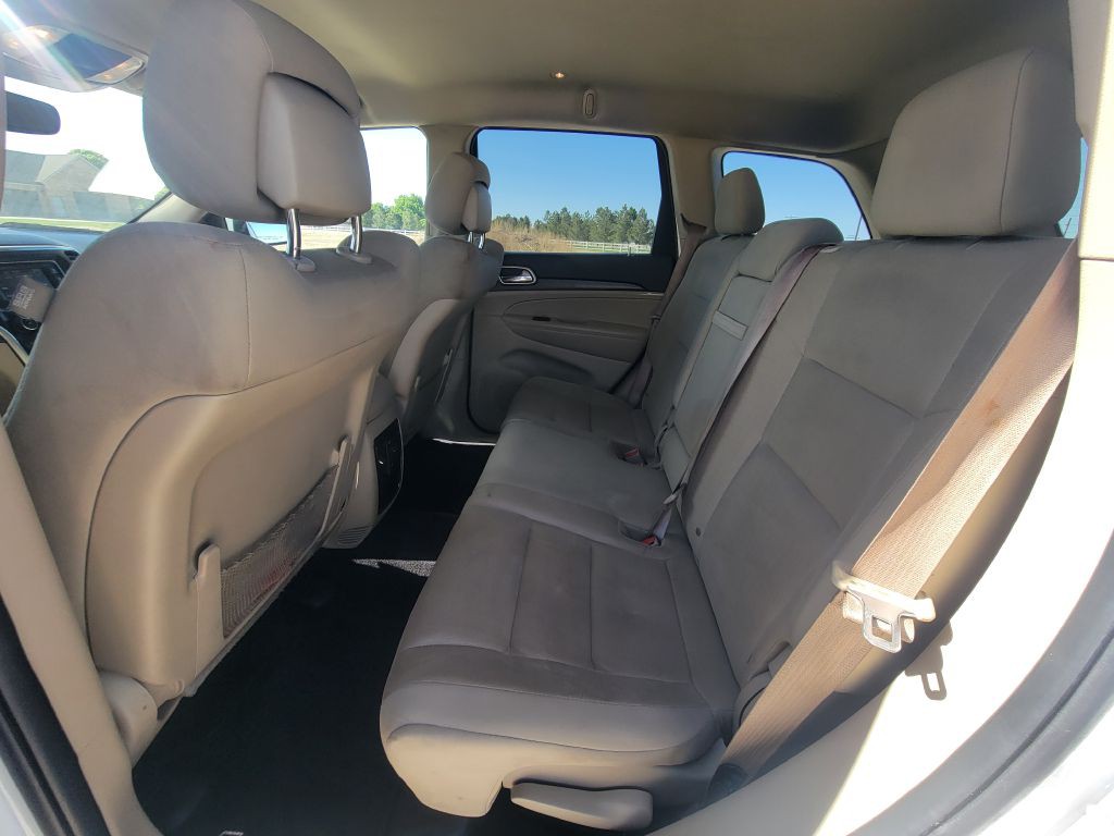 2017 Jeep Grand Cherokee Image 9