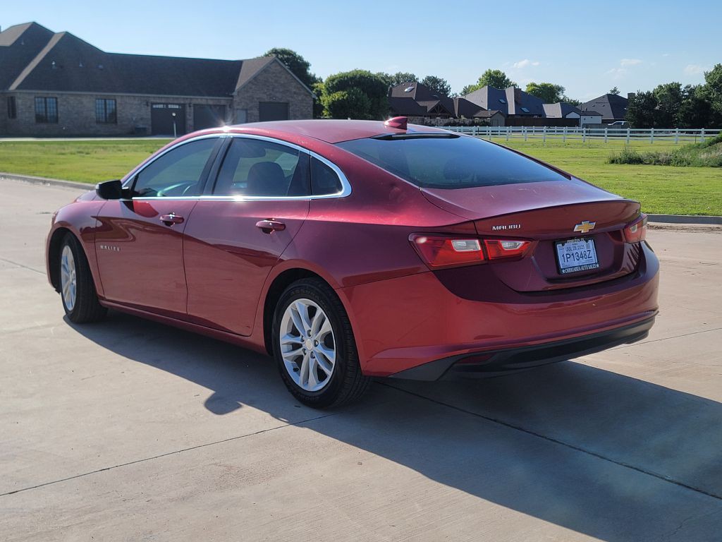 2016 Chevrolet Malibu Image 5