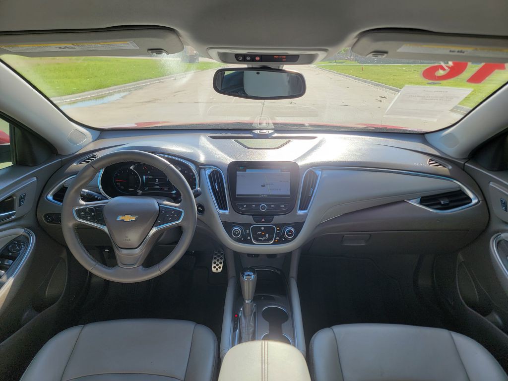 2016 Chevrolet Malibu Image 15