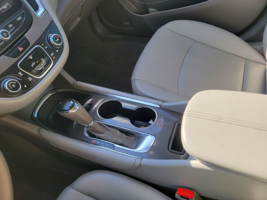 2016 Chevrolet Malibu Image 19