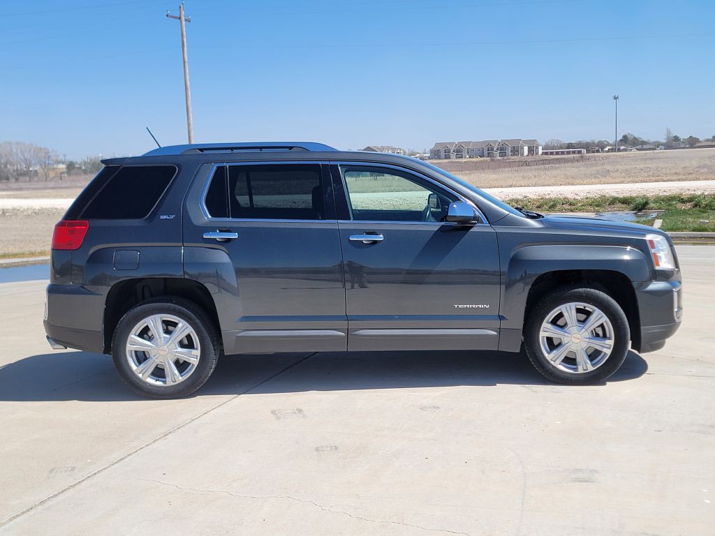 2017 GMC Terrain Image 3