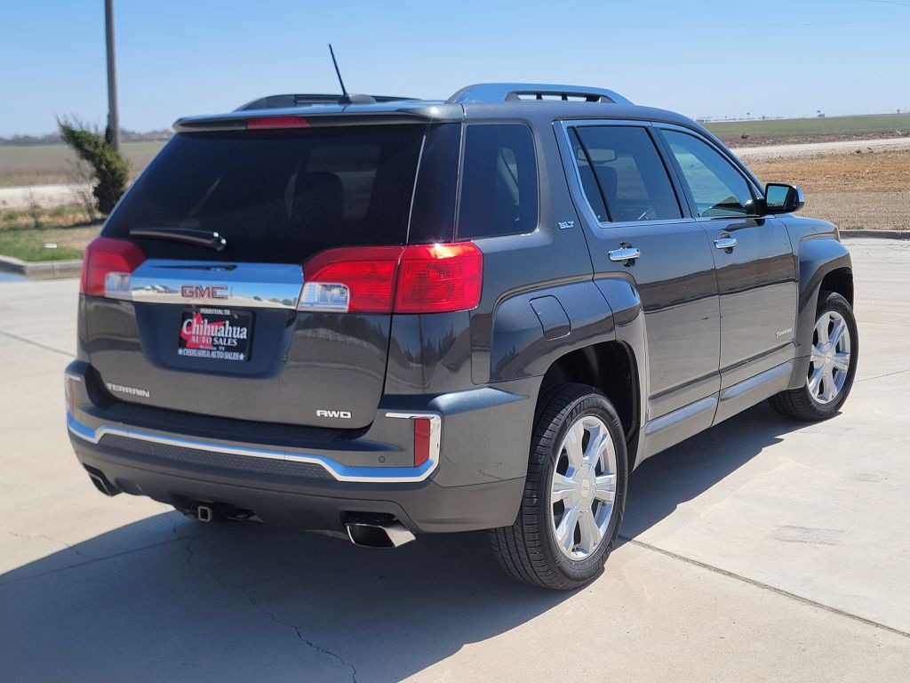 2017 GMC Terrain Image 4