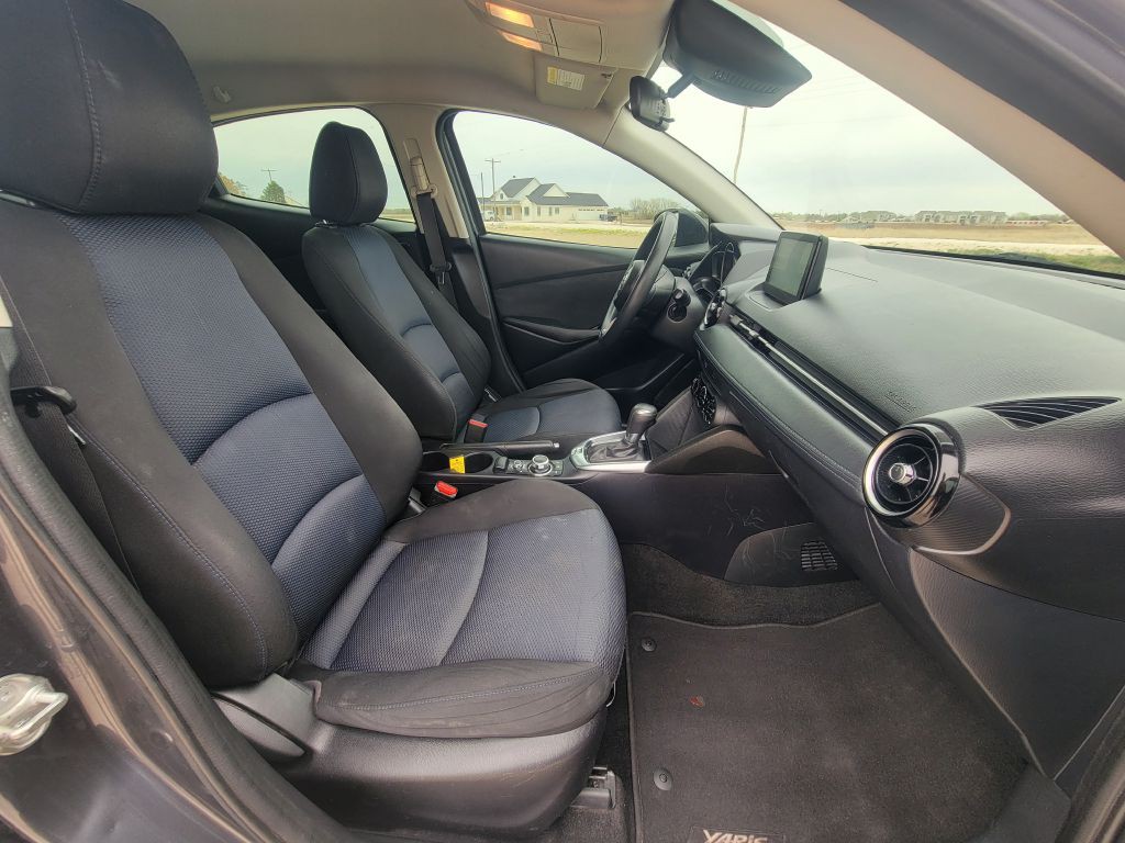 2019 Toyota Yaris Image 13