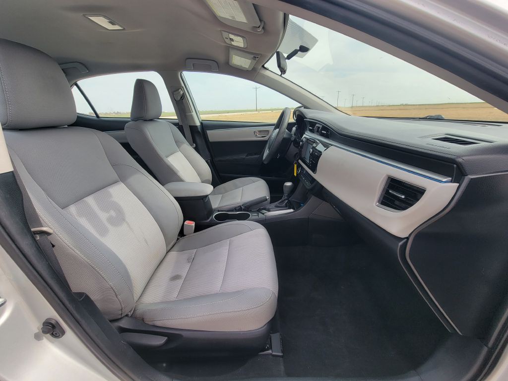 2015 Toyota Corolla Image 13