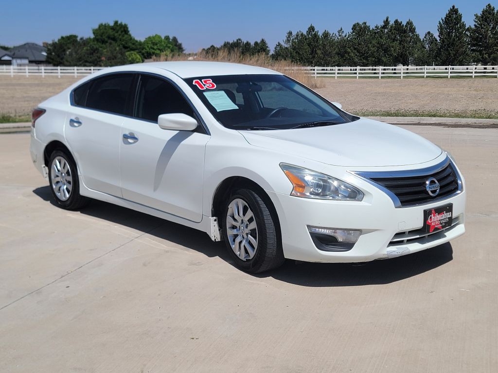 2015 Nissan Altima Image 2