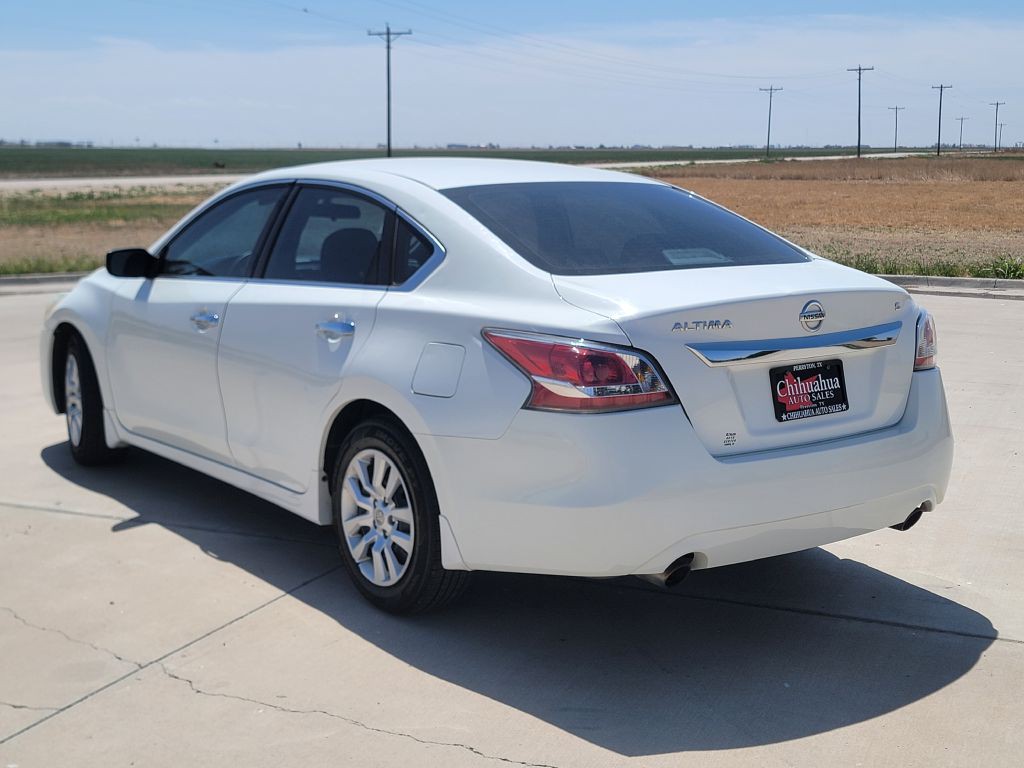 2015 Nissan Altima Image 5