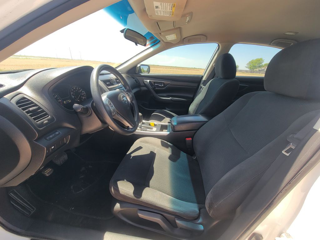 2015 Nissan Altima Image 7