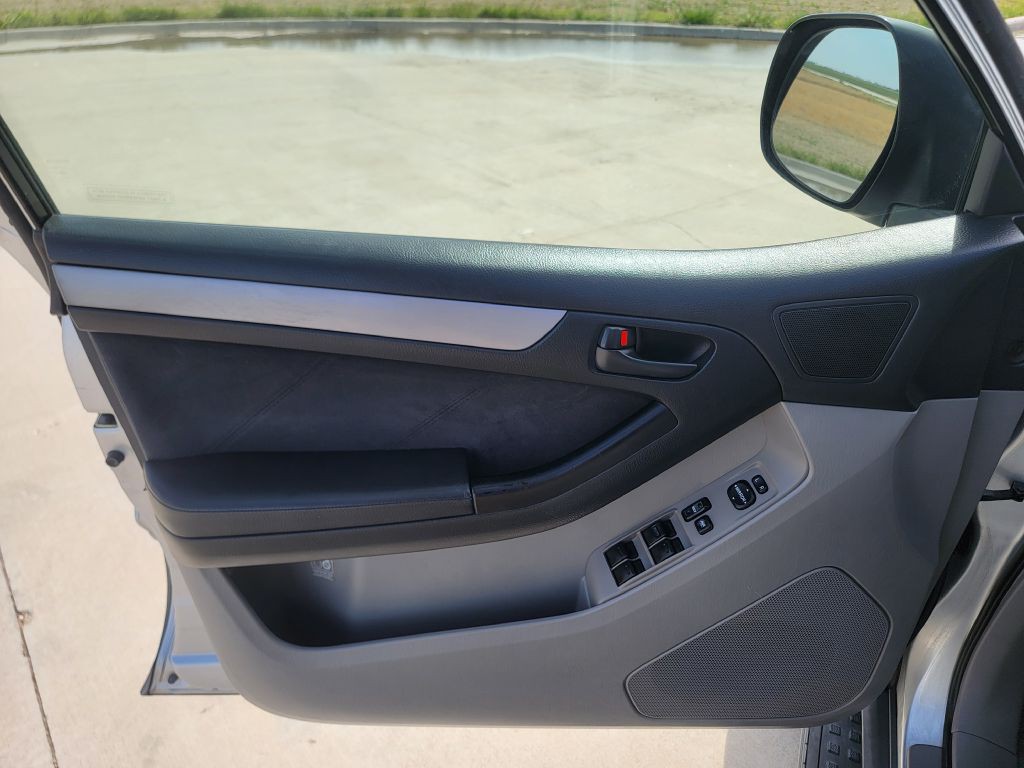 2003 Toyota 4Runner Image 8