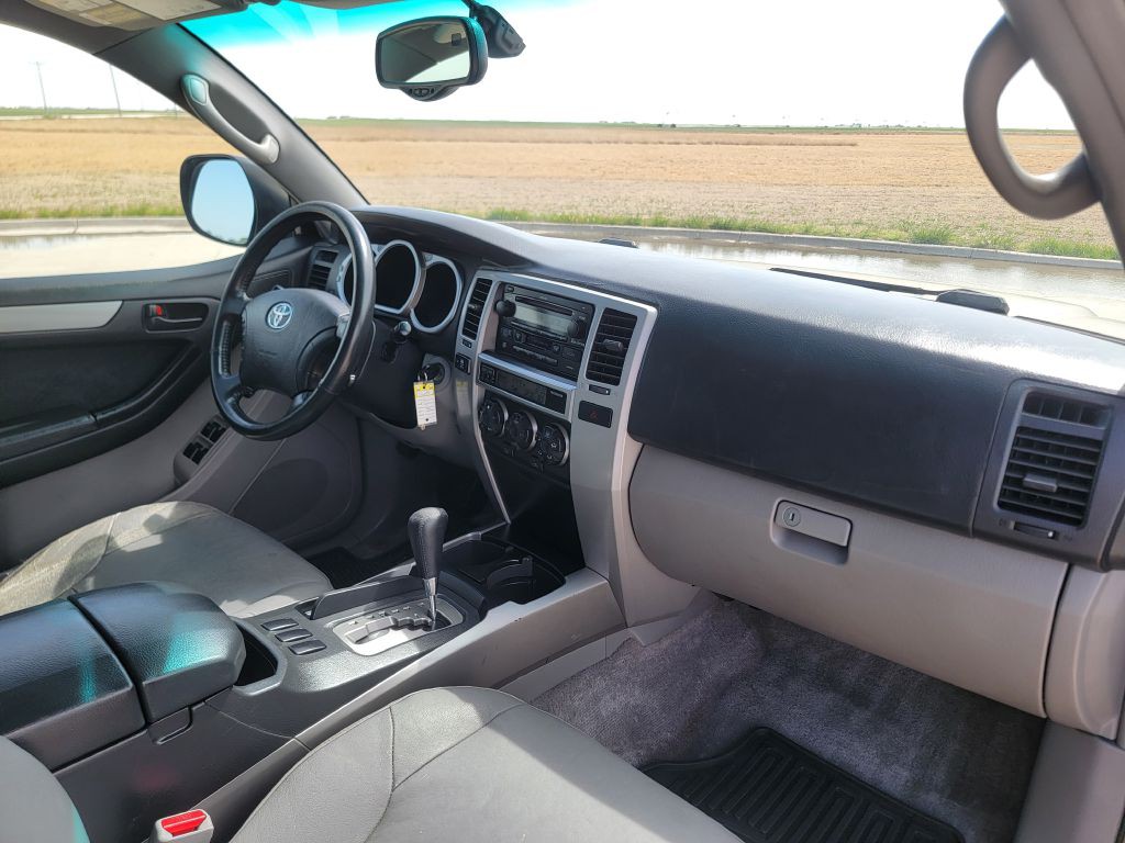 2003 Toyota 4Runner Image 16