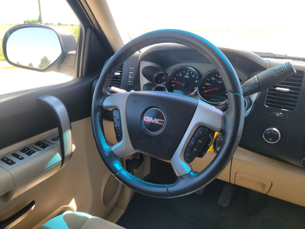 2008 GMC Sierra 1500 Image 17