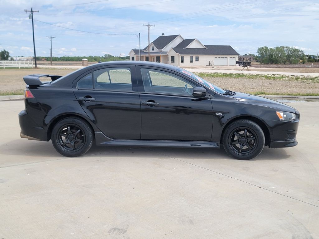 2015 Mitsubishi Lancer Image 3