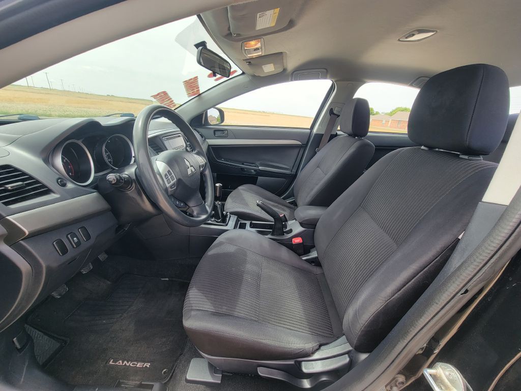 2015 Mitsubishi Lancer Image 7