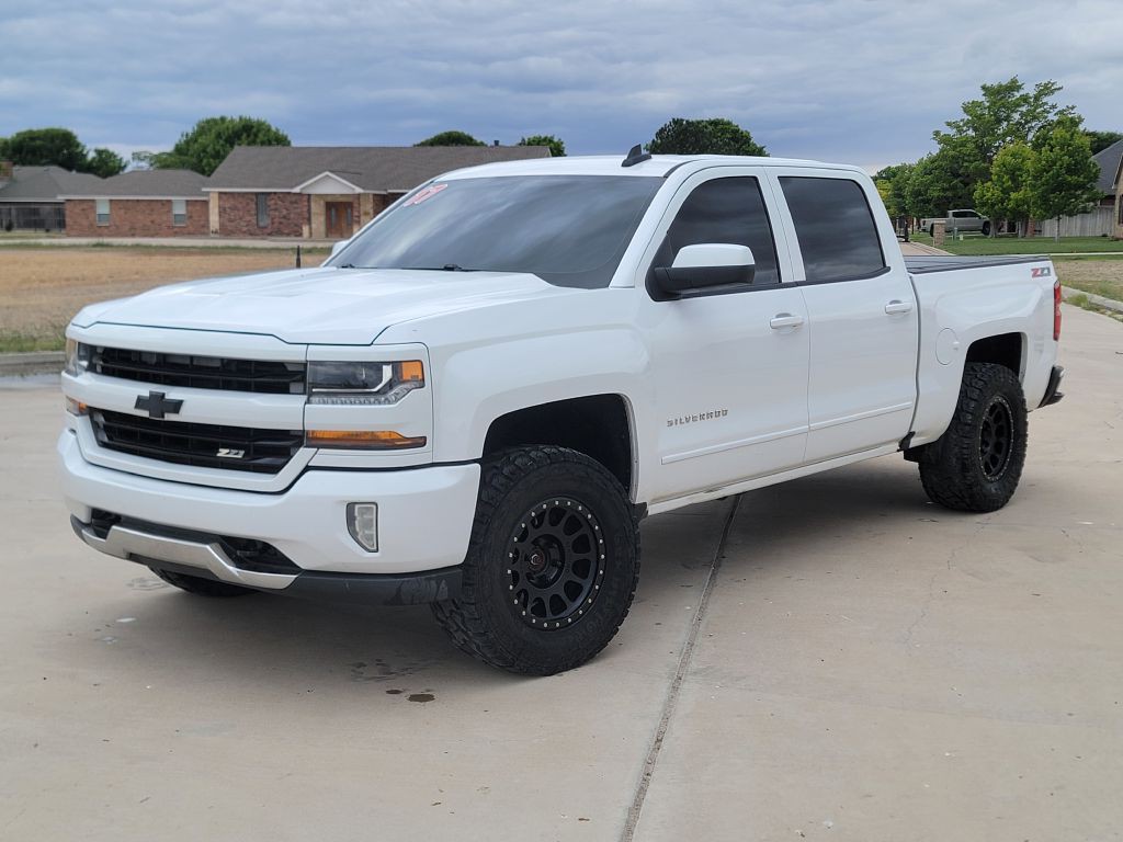 2017 Chevrolet Silverado 1500 Image 1