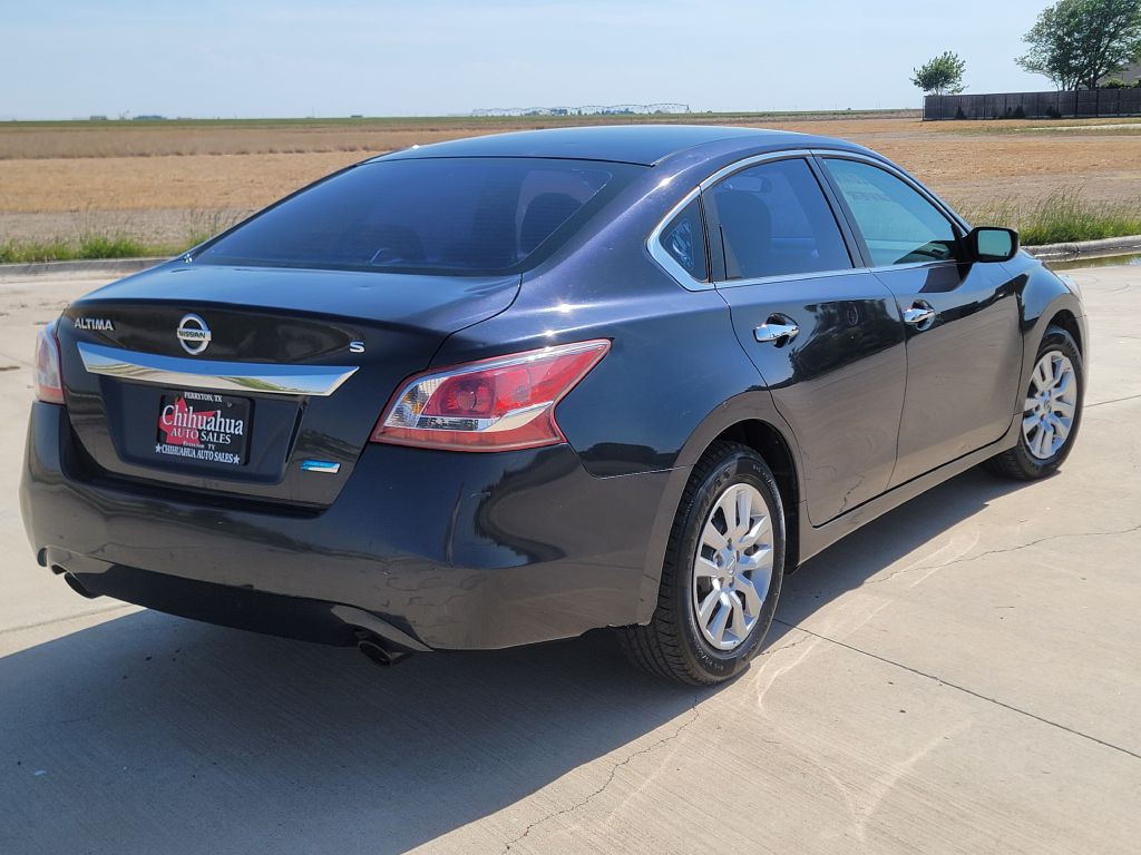 2013 Nissan Altima Image 4