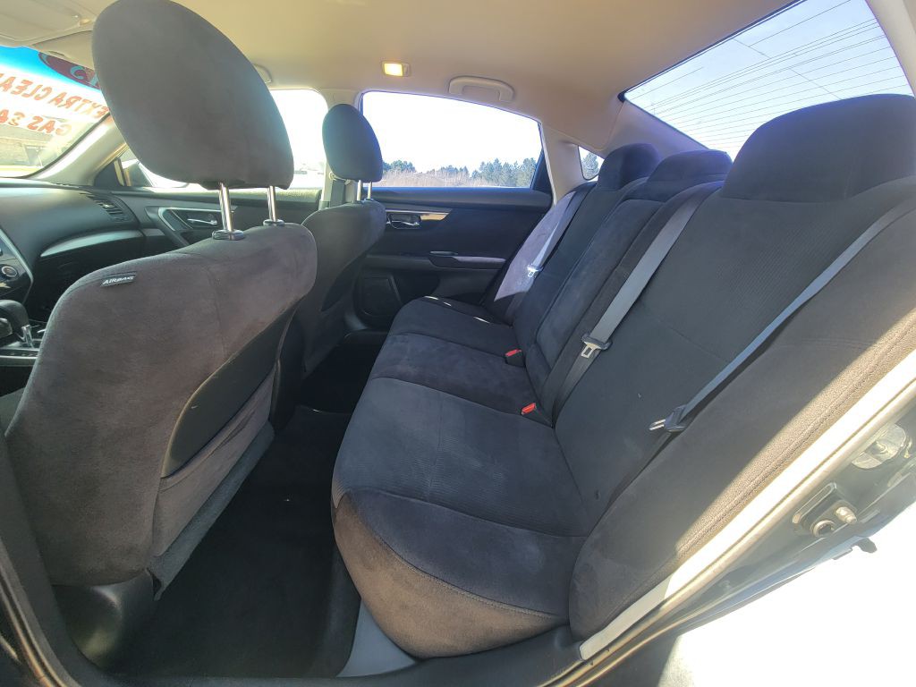 2013 Nissan Altima Image 9