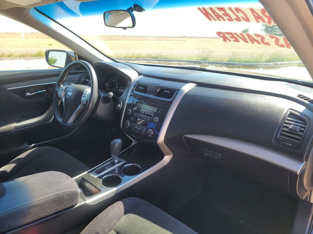 2013 Nissan Altima Image 15