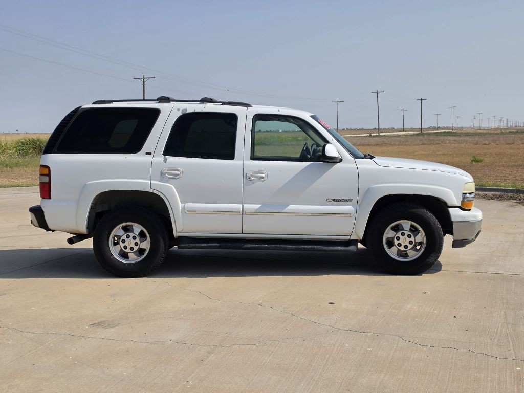 2003 Chevrolet Tahoe Image 3