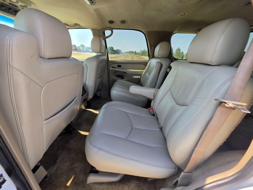 2003 Chevrolet Tahoe Image 9