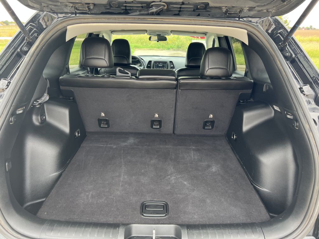 2019 Jeep Cherokee Image 11