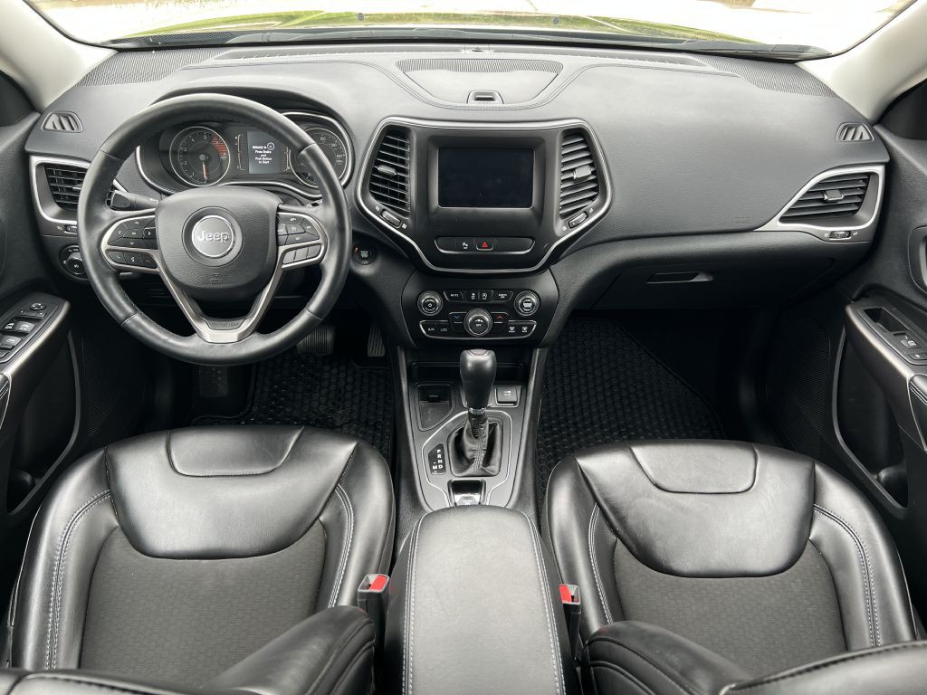 2019 Jeep Cherokee Image 13