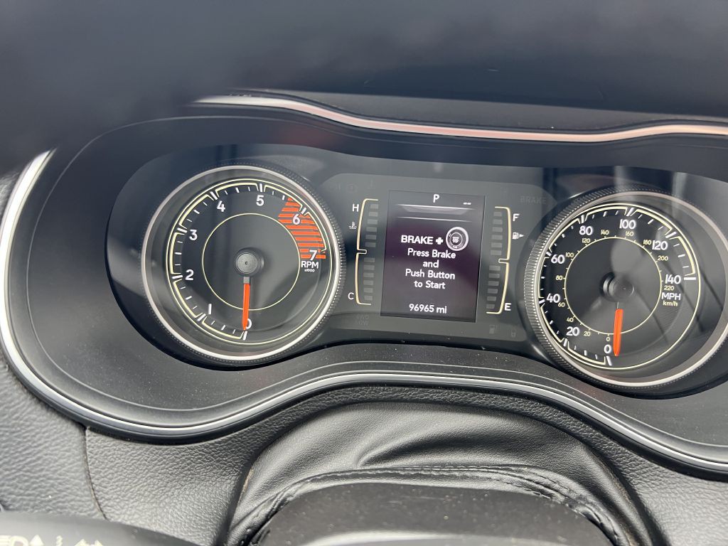2019 Jeep Cherokee Image 16