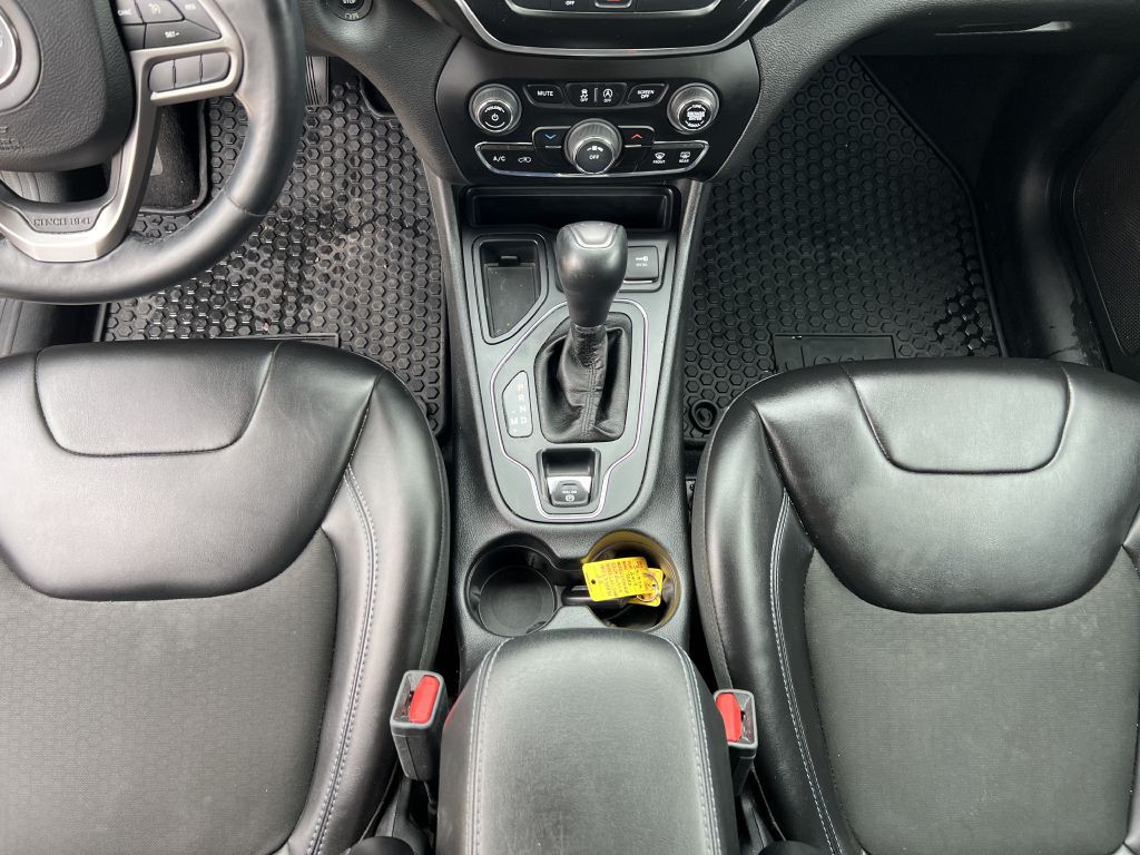 2019 Jeep Cherokee Image 18