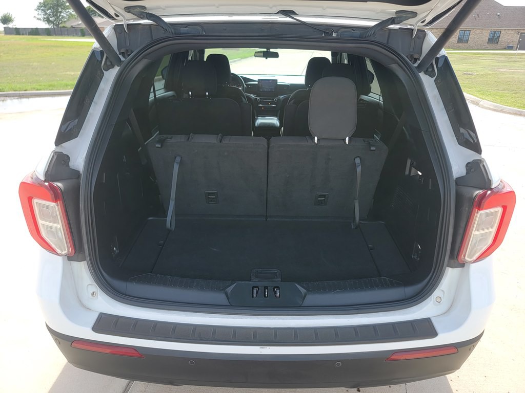 2020 Ford Explorer Image 12